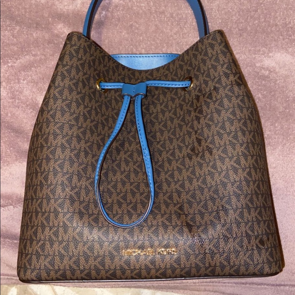 Suri Large Logo Crossbody Bag Michael Kors